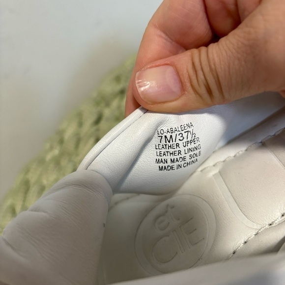 NWOB Louise Et Cie Abaleena Optic White Leather Top Knot Slide Flat Sandal - Picture 8 of 8